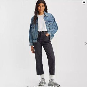 Levi’s Ribcage Straight Ankle Jeans